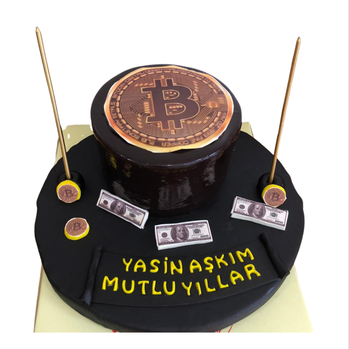 Bitcoin Temalı Özel Tasarım Pastamız